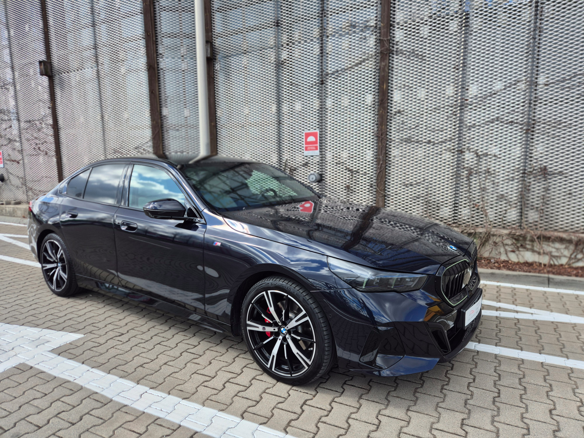 BMW 520I G60