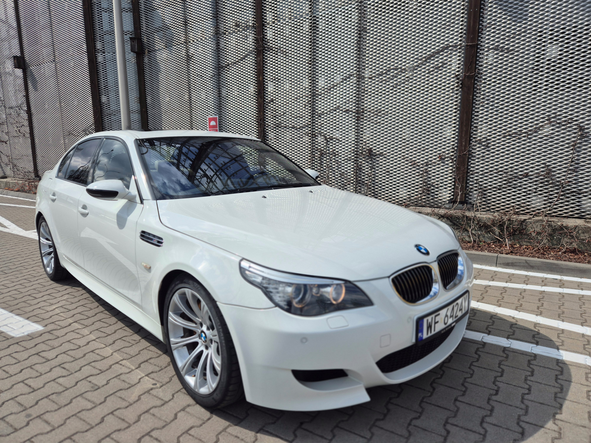 BMW M5 E60
