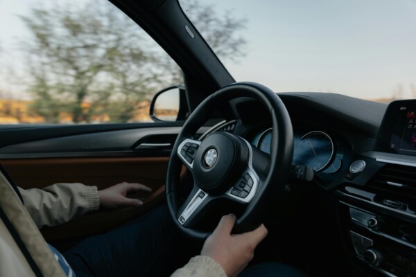 Jak często serwisować BMW: Kompleksowy przewodnik dla właścicieli