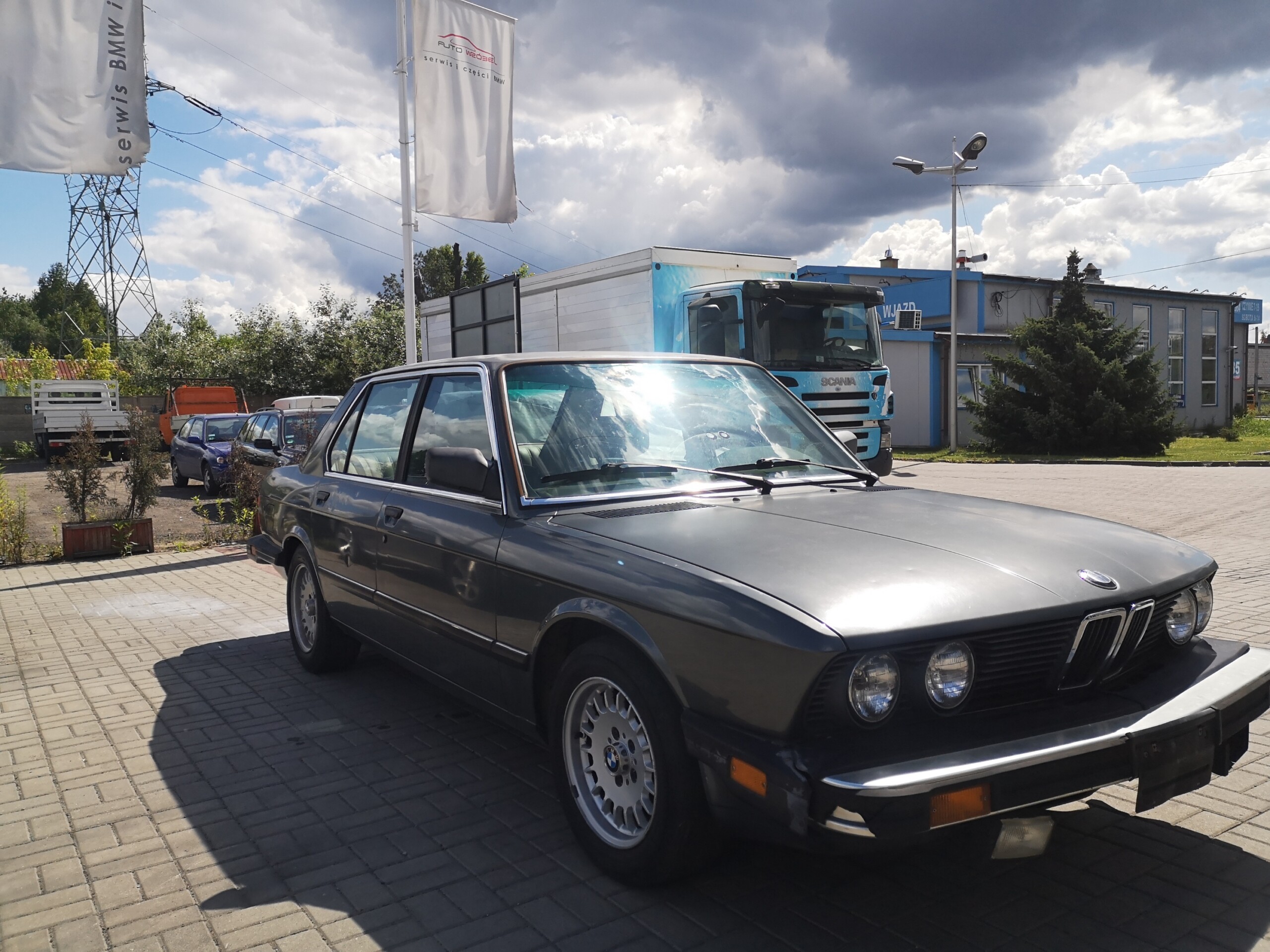BMW 535i E28